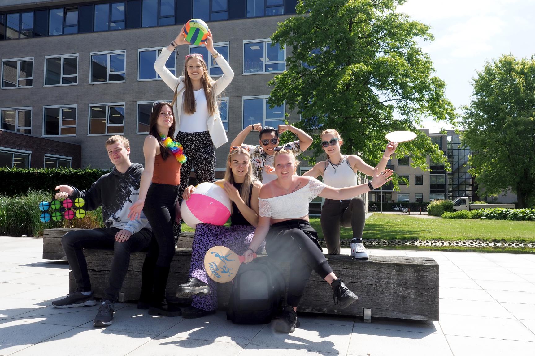 Studenten vieren zomervakantie