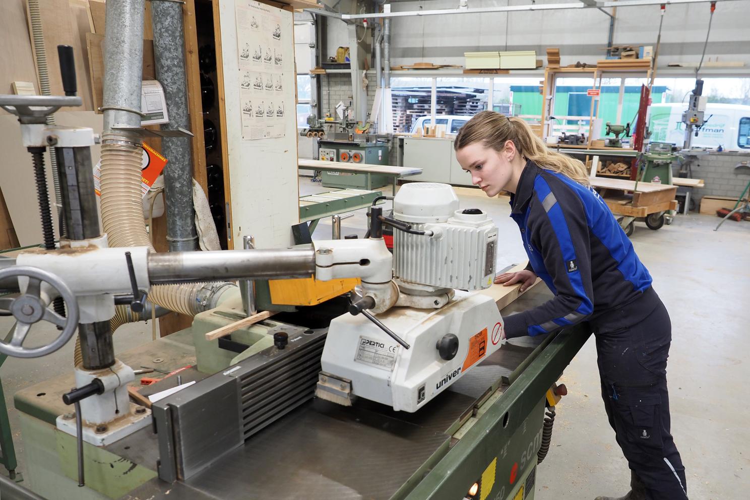 Student machineoperator houtverwerkende industrie