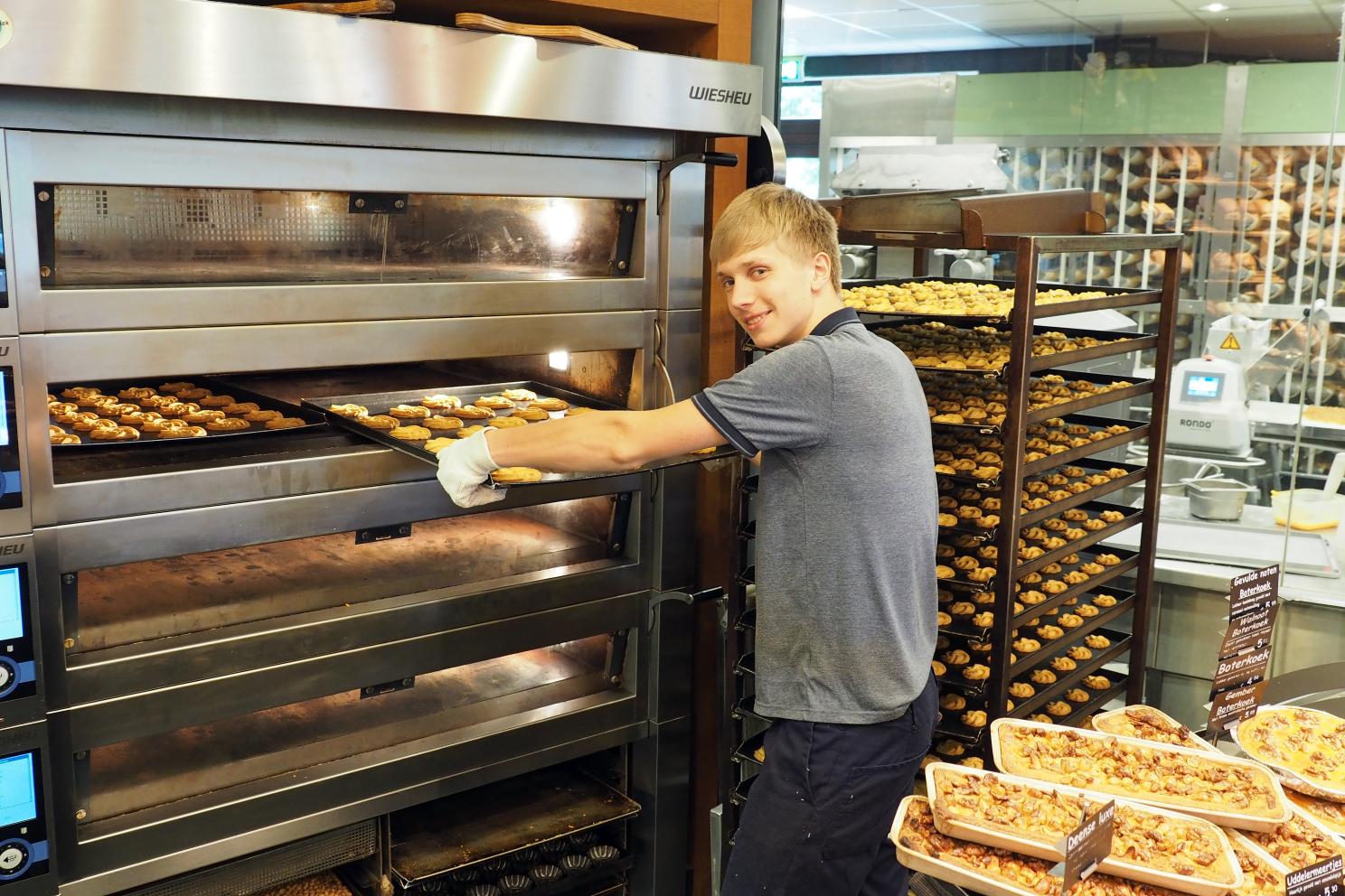 Student uitvoerend bakker