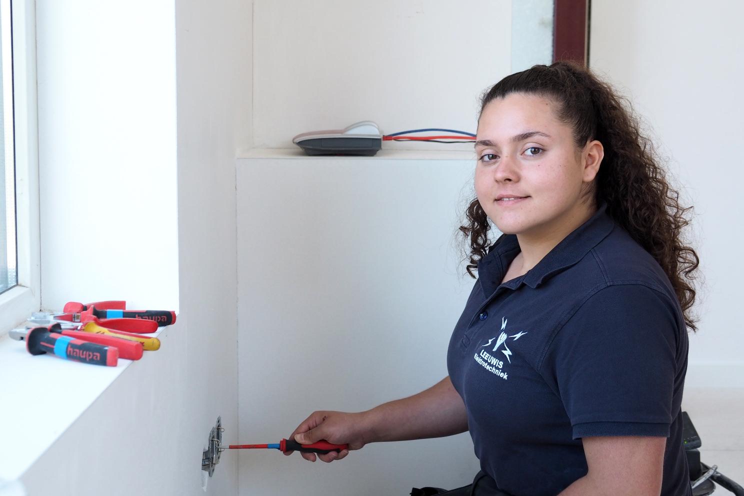 Student monteur elektronische installaties